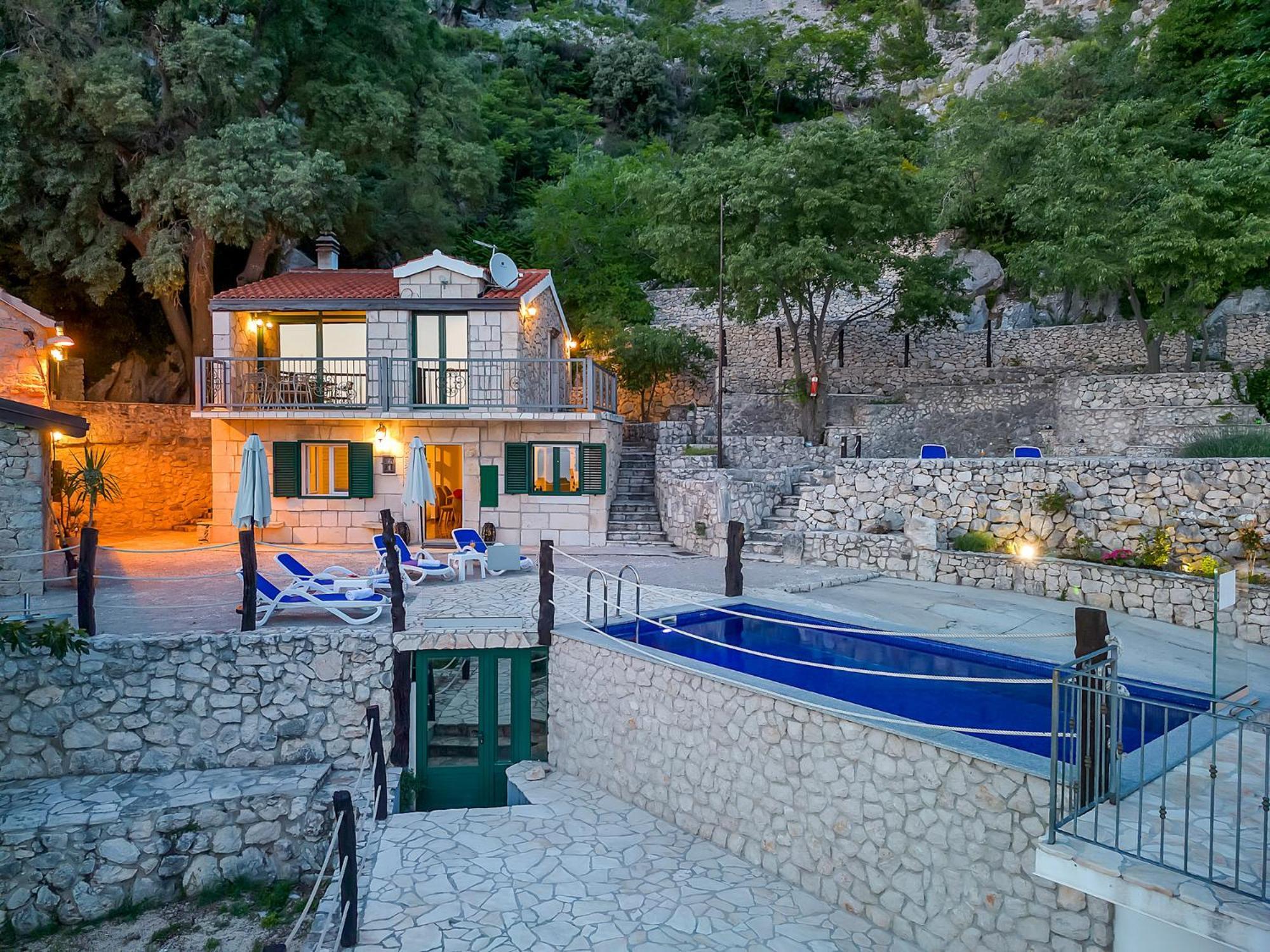 Stonehouse Residence In Makarska With Heated Pool Bagian luar foto