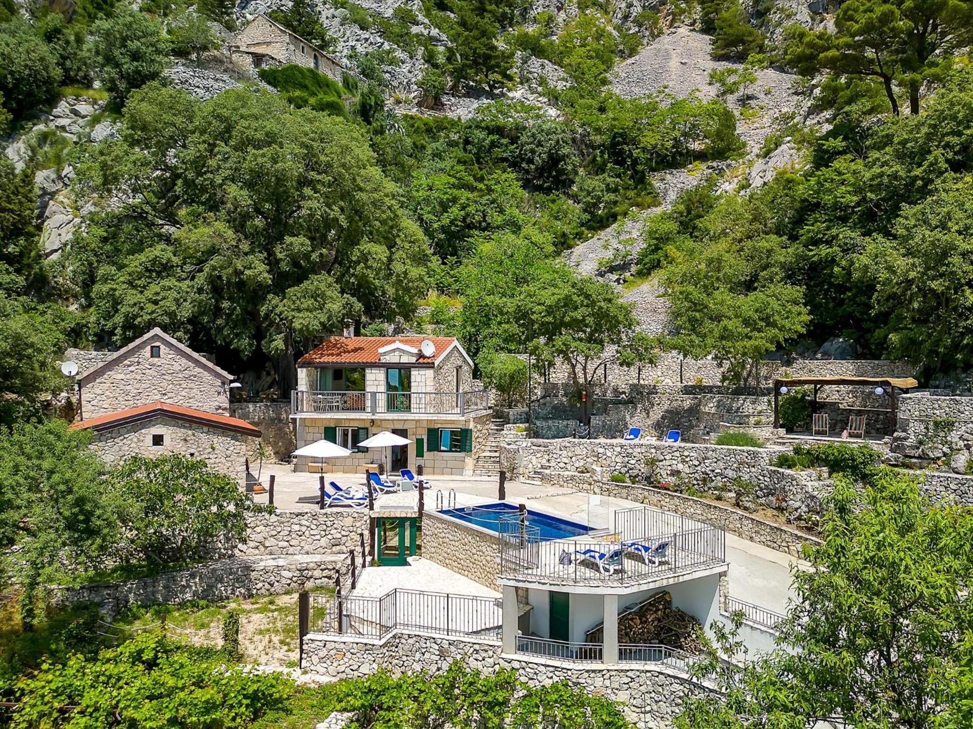 Stonehouse Residence In Makarska With Heated Pool Bagian luar foto